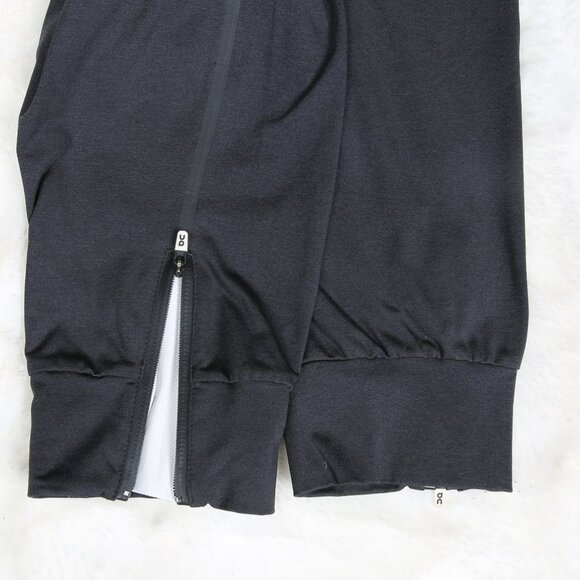ON RUNNING Swiss Designed Running Pants | Size Large - Picture 9 of 13